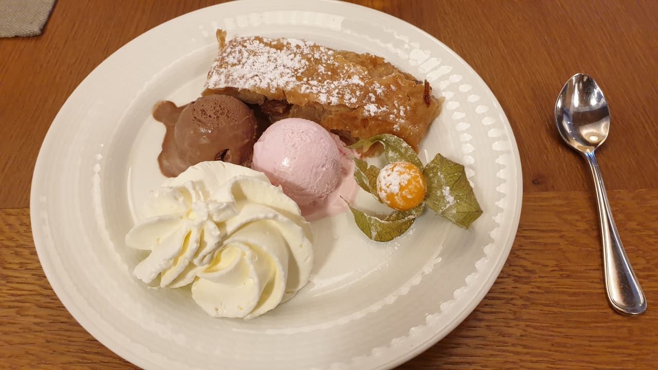 Gastro Hotel Alpenwelt