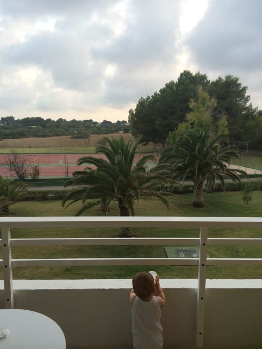 Blick auf den Tennisplatz Hotel Exagon Park