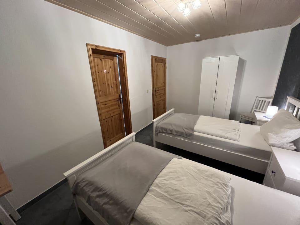 Zimmer Pension ZUM LINDENWALD Colbitz