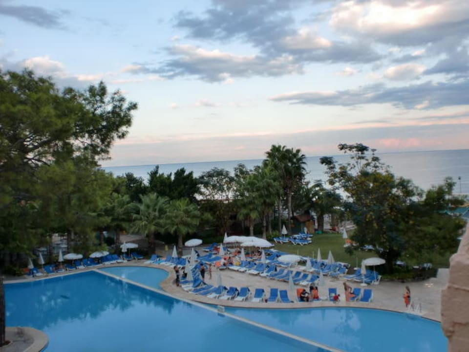 Pool mit Meer Ulusoy Kemer Holiday Club