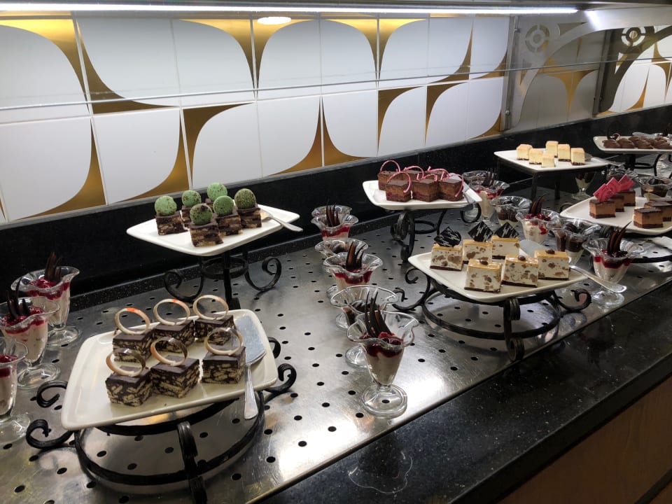 Gastro Xanadu Resort Hotel