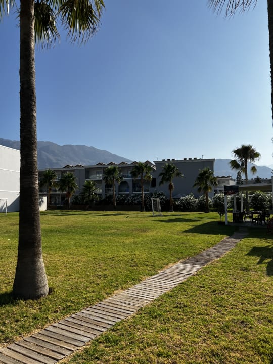 Gartenanlage Delfina Tropic Beach