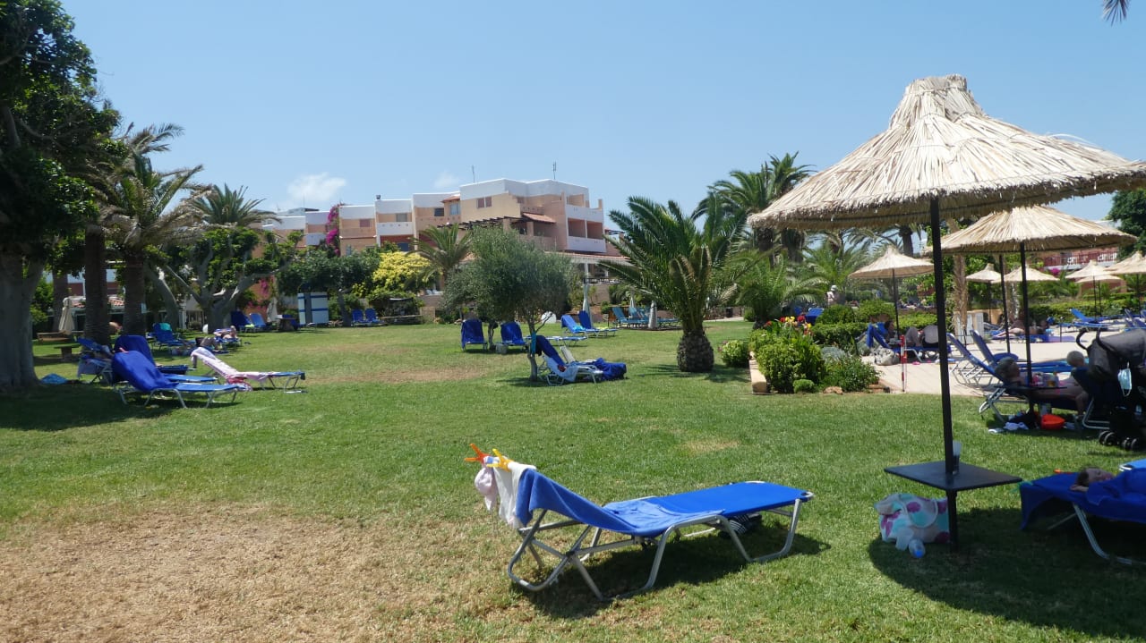 Gartenanlage Anissa Beach & Village
