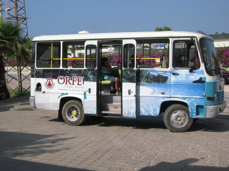 Der Strandbus Hotel Orfeus Park