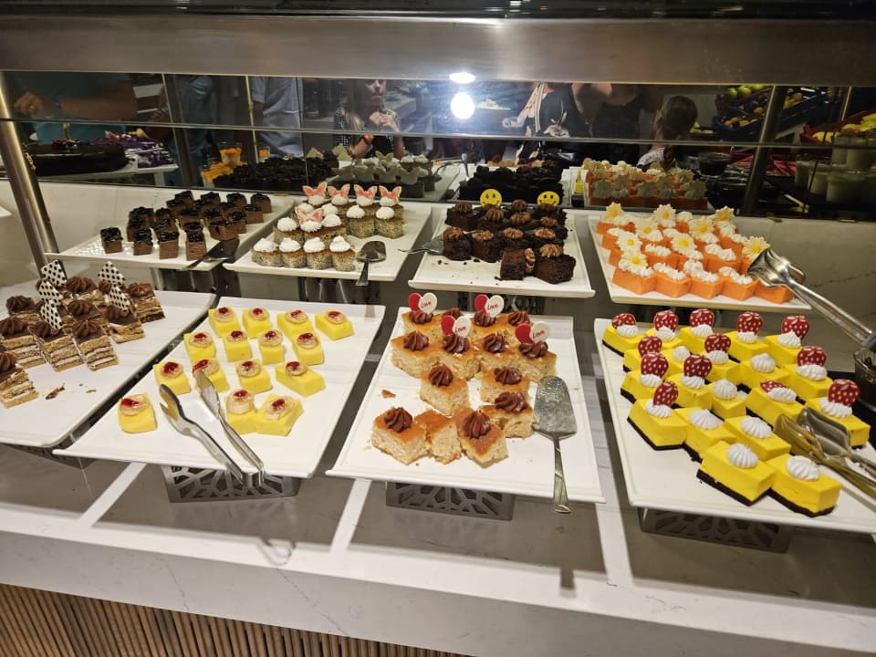 Gastro Side Village Hotel