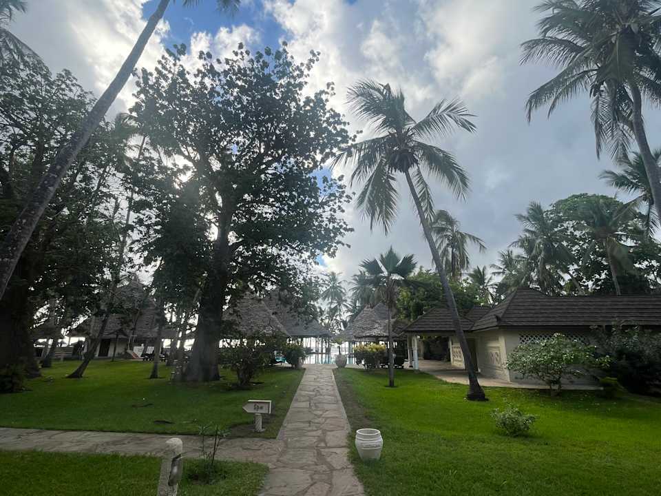 Gartenanlage Neptune Village Beach Resort & Spa