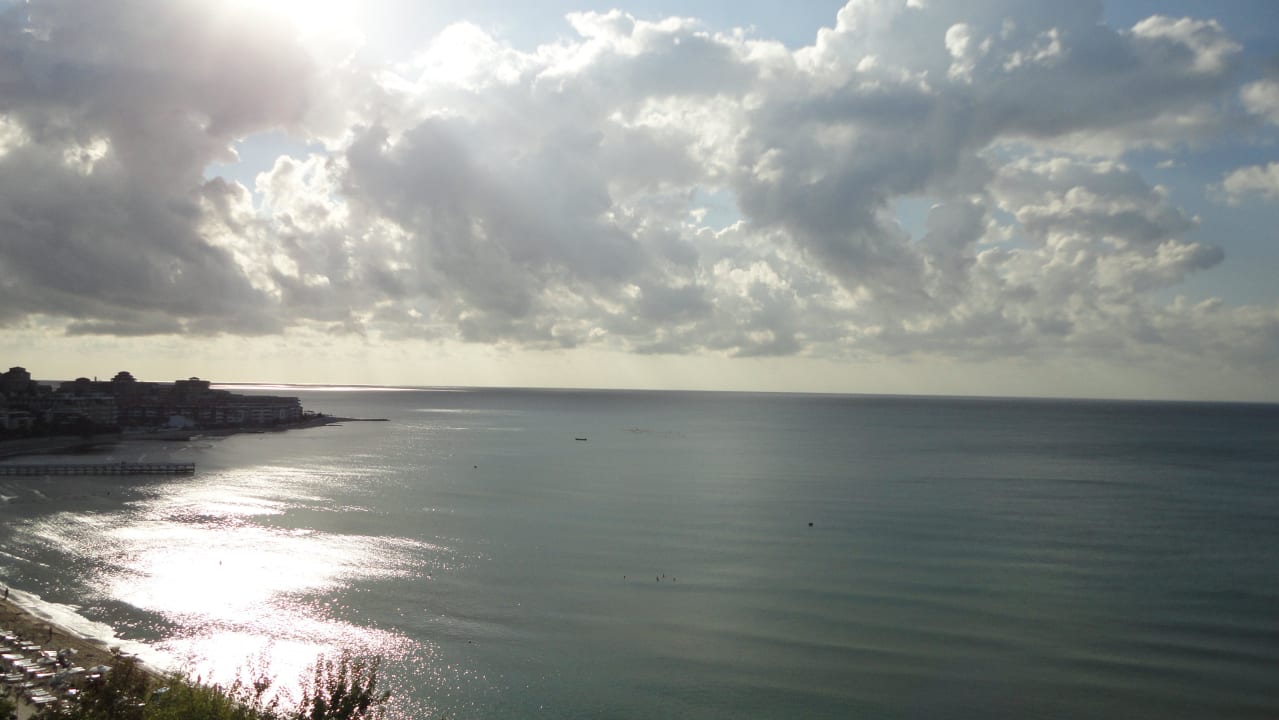 Blick vom Balkon aus der 2.Etage Paradise Beach Hotel