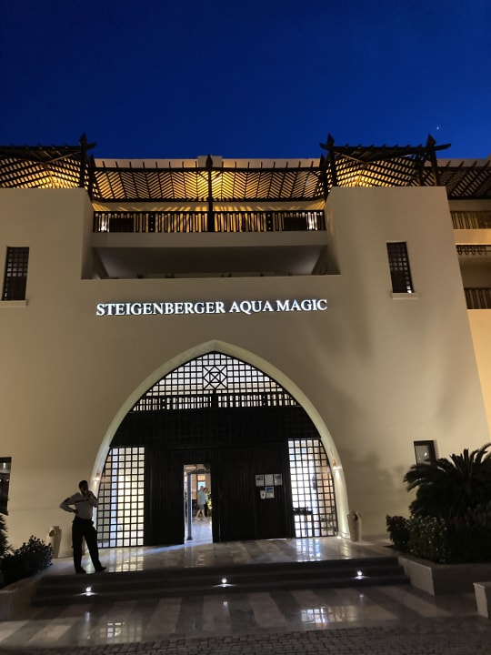 Lobby Steigenberger Aqua Magic