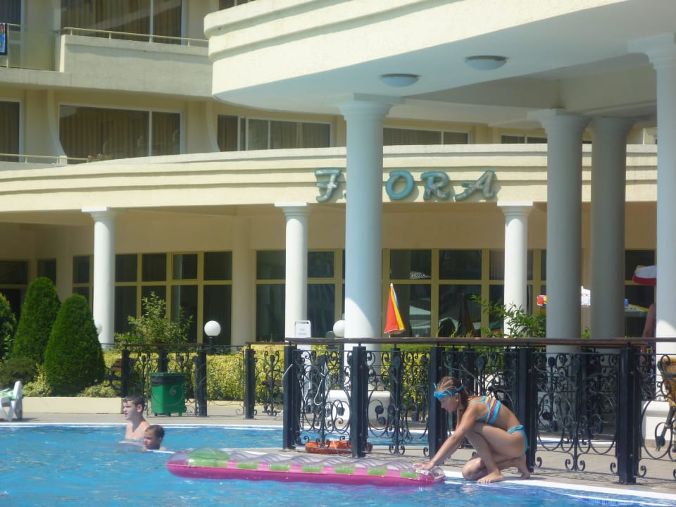 Flora-Pool DAS Club Hotel Sunny Beach