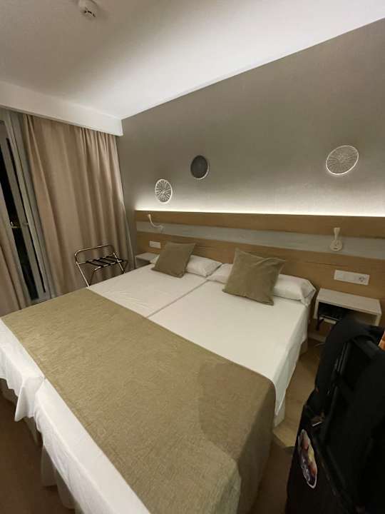 Zimmer Hotel Sant Jordi