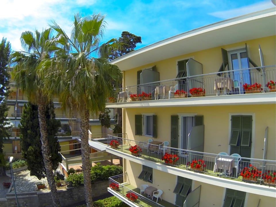 Außenansicht Hotel Paradiso