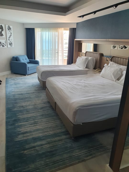 Zimmer Royal Wings Hotel