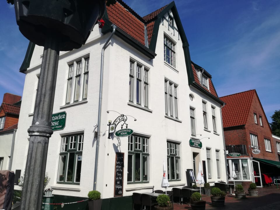 Außenansicht Hotel Greetsieler Börse