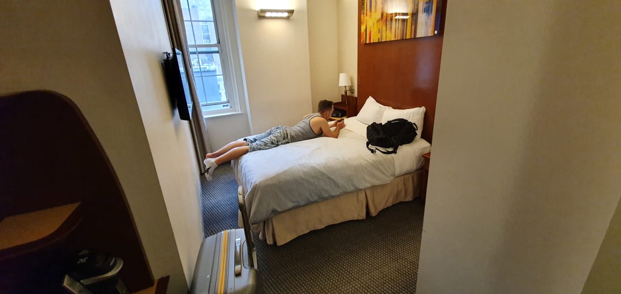 Zimmer Hotel Club Quarters in Philadelphia