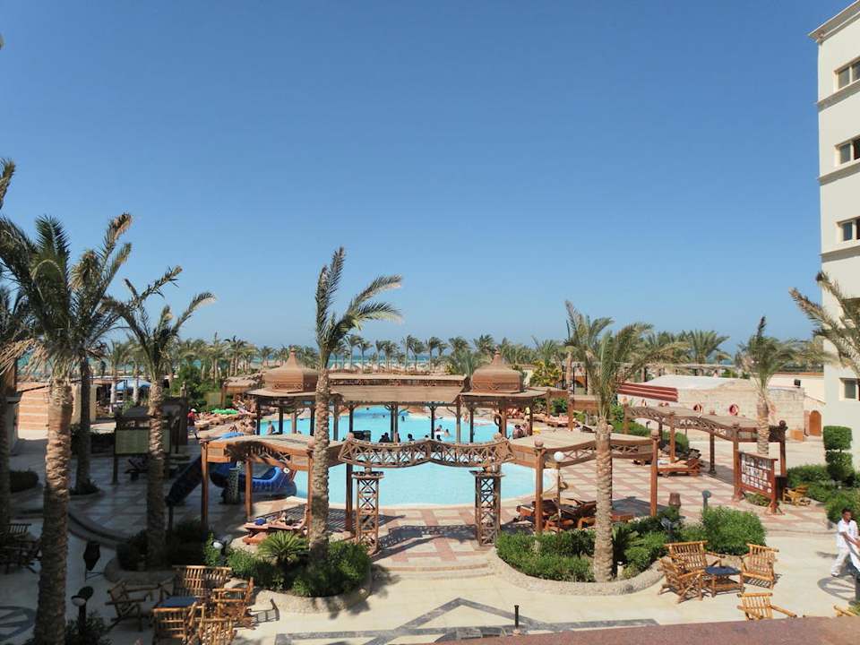 Widok z głównego balkonu Riviera Aqua Park Resort