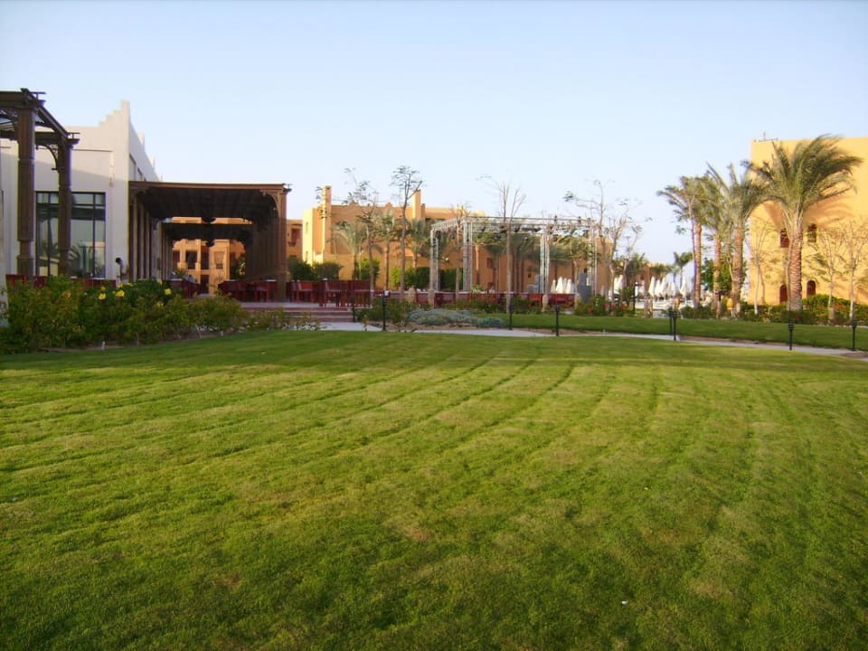 Weg zum Hauptrestaurant Stella Beach Resort & Spa Makadi Bay