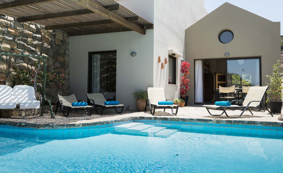 Pool Istron Luxury Villas