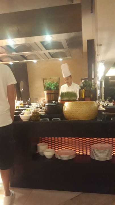 Gastro JA Beach Hotel