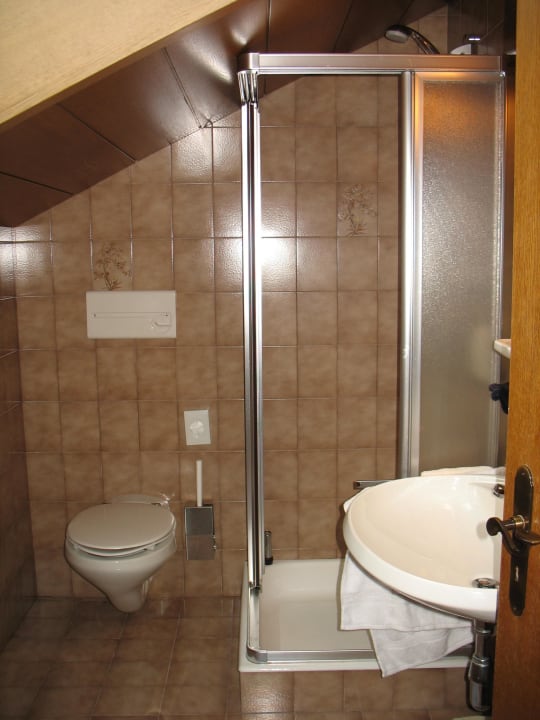 Badezimmer Hotel Burgfrieden