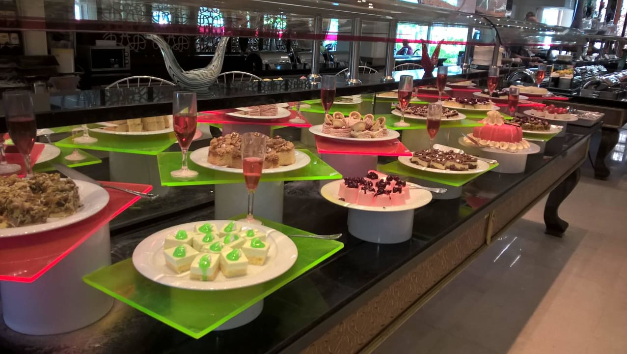 Dessertbüffet Diamond Excellence Resort & Spa