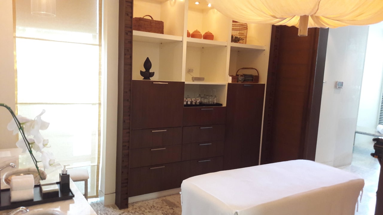 Spa Cottage: Massageliege Grand Hyatt Erawan Bangkok