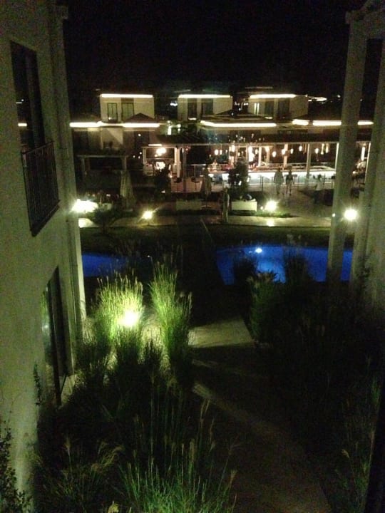Blick vom Flur am Abend Jiva Beach Resort