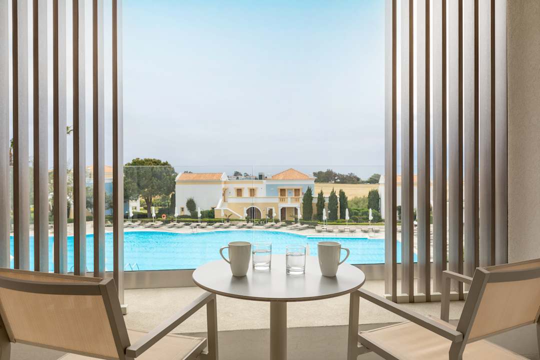 Zimmer Neptune Luxury Resort