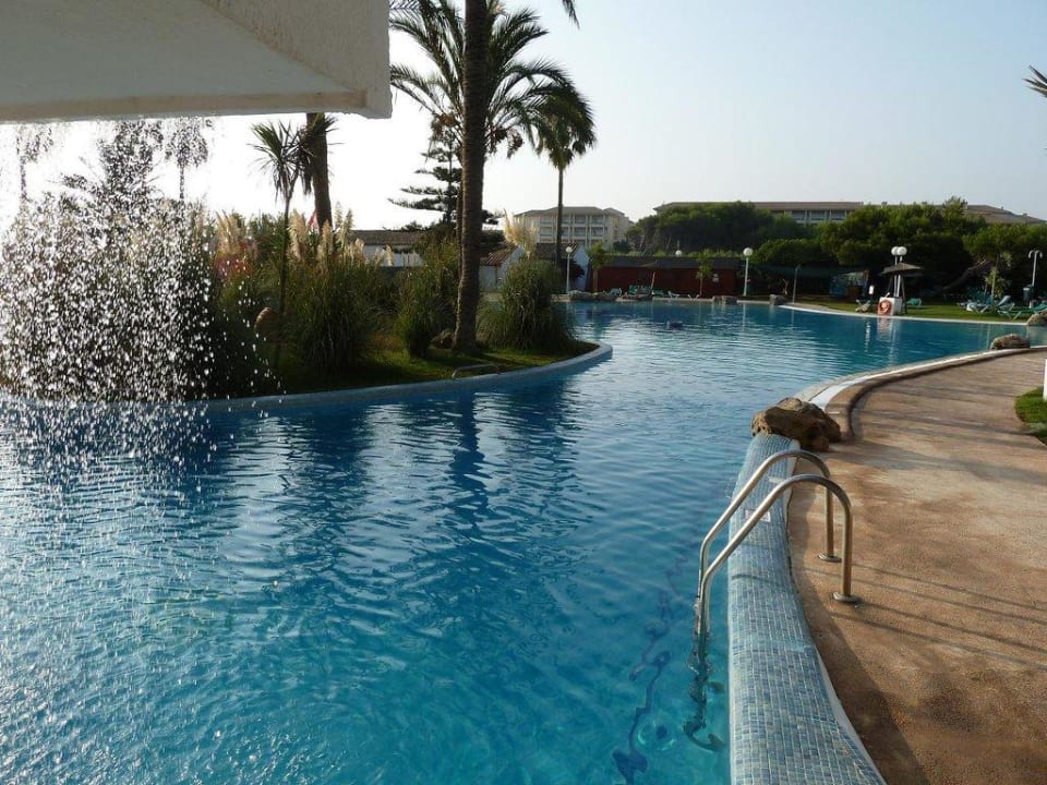 Pools Playa Esperanza Resort