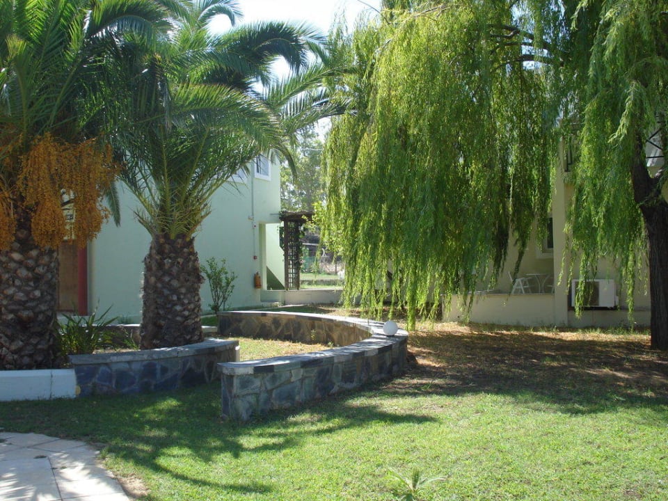 gepflegte, schöne Gartenanlage HARPIN Georgioupolis Resort Aquapark & SPA