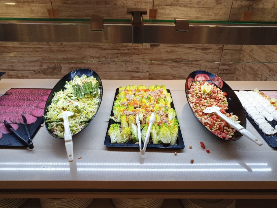 Gastro California Apartments