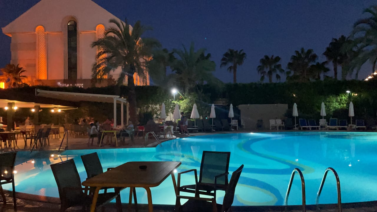 Pool Calimera Hane Garden