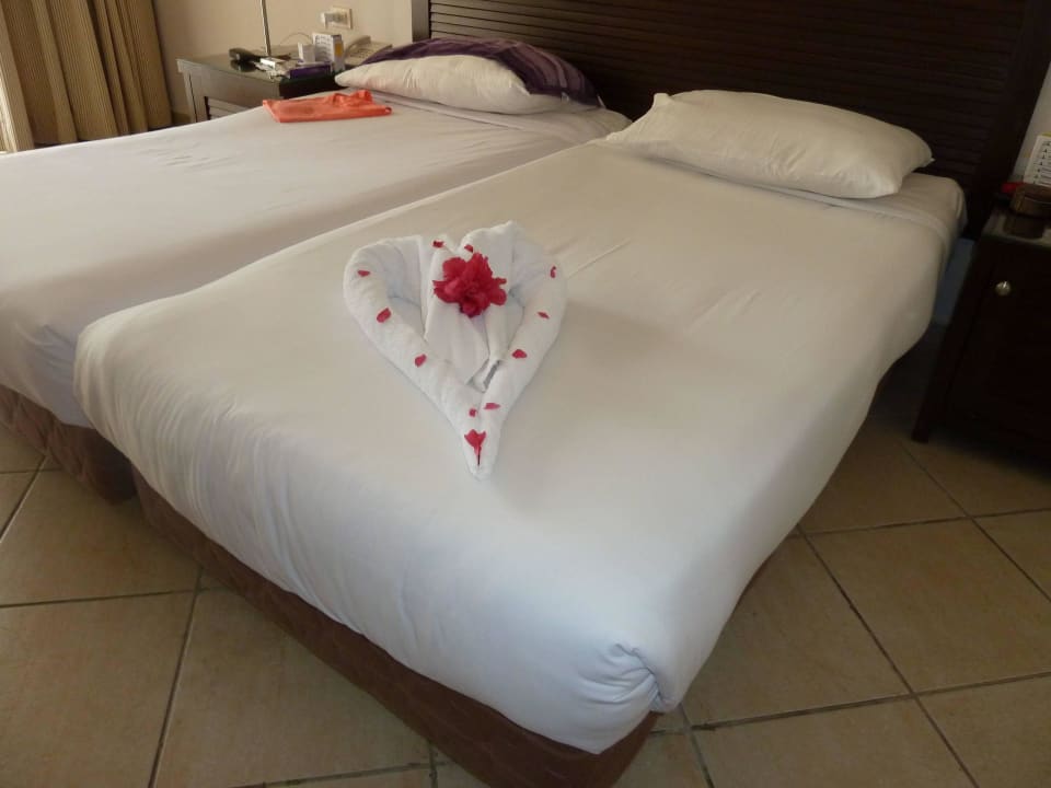 Abendlicher Zimmerschmuck Jaz Mirabel Park & Club