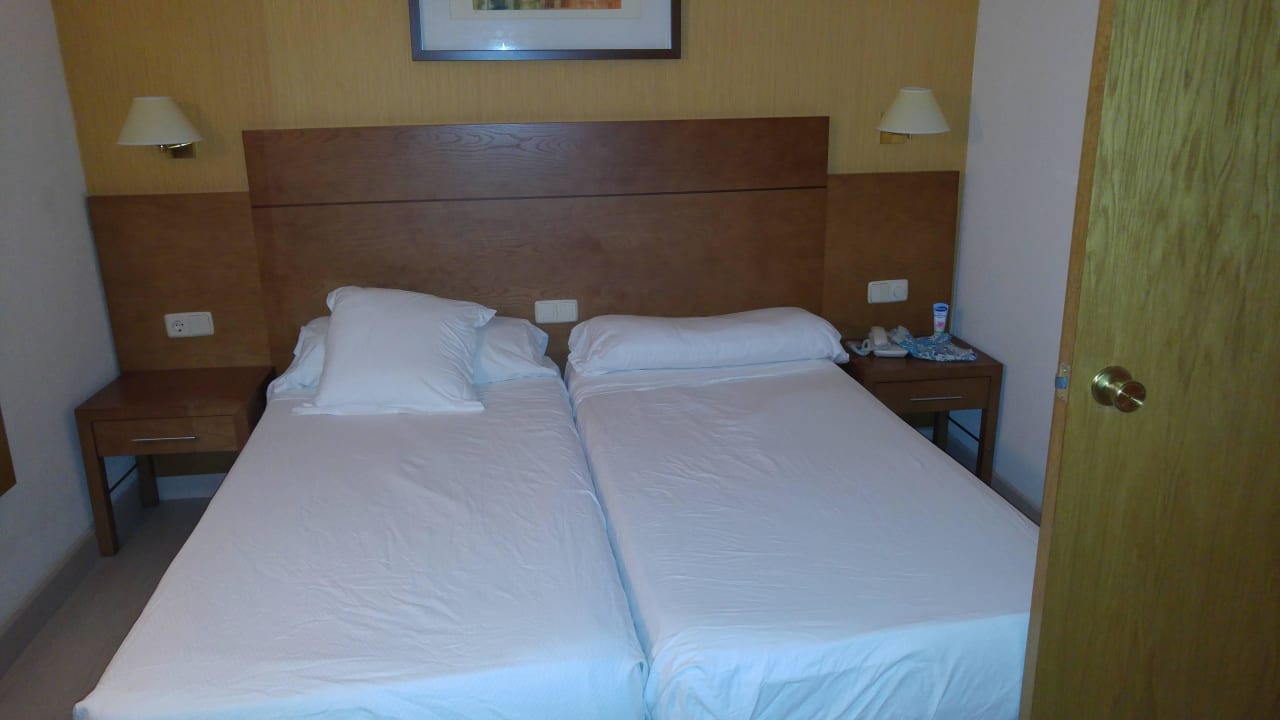 Schlafzimmer Hipotels Bahia Grande