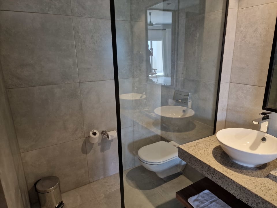 Zimmer Serry Beach Resort