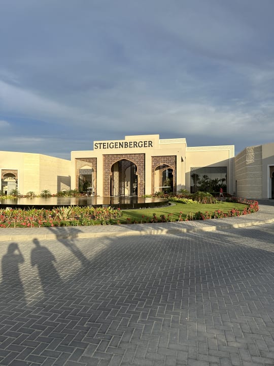 Außenansicht Steigenberger Resort Ras Soma