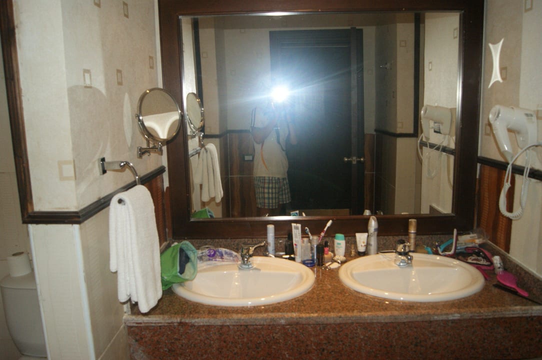 400er Familienzimmer Pickalbatros Alf Leila Wa Leila Resort - Neverland Hurghada