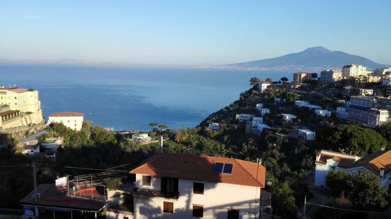 Der Vesuv Grand Hotel Moon Valley