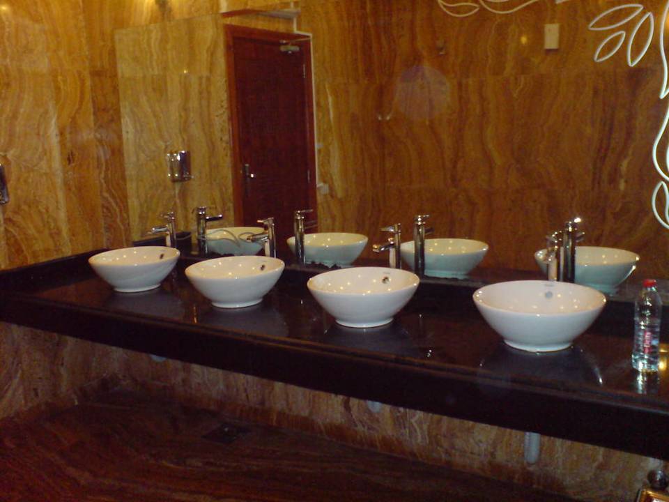 Toilette Lobby Sea Beach Aqua Park Resort Managed by Blue Resorts
