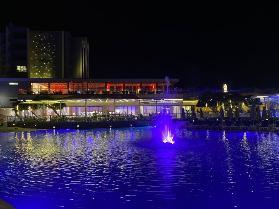 Pool Arina Beach Resort