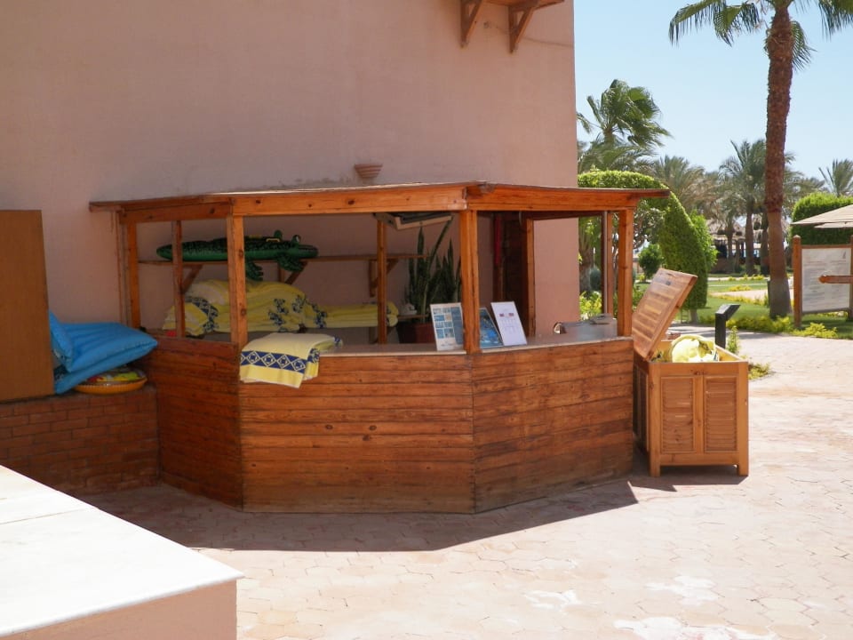 Strandtuchausgabe Continental Hotel Hurghada