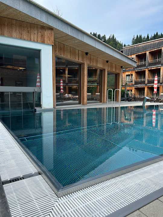 Pool Tirol Lodge