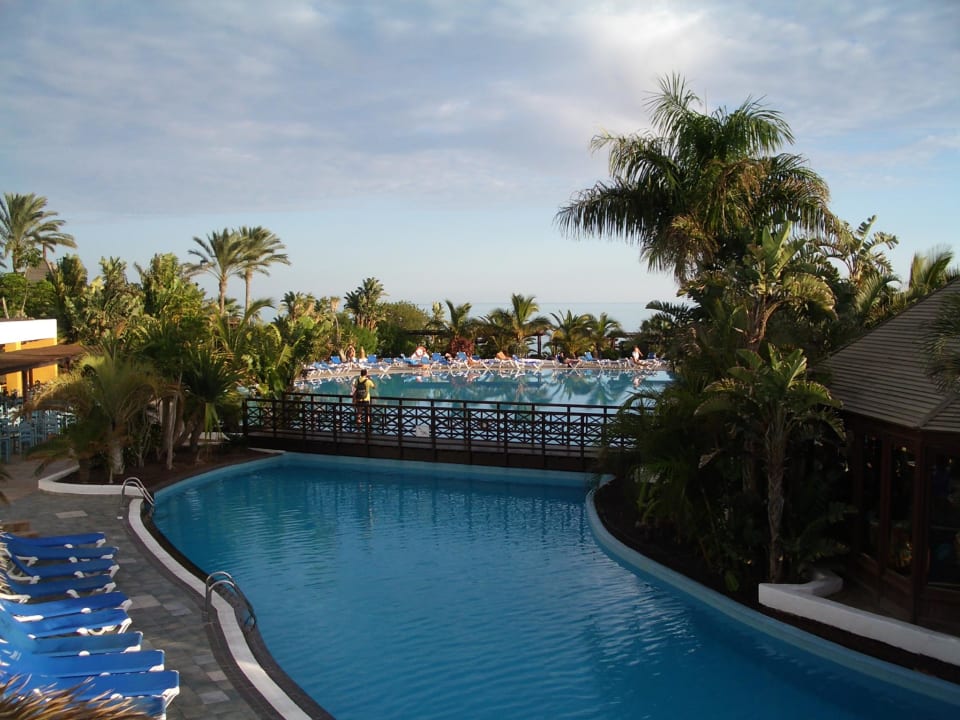 Weitläufige Poolanlage Fuerteventura Princess