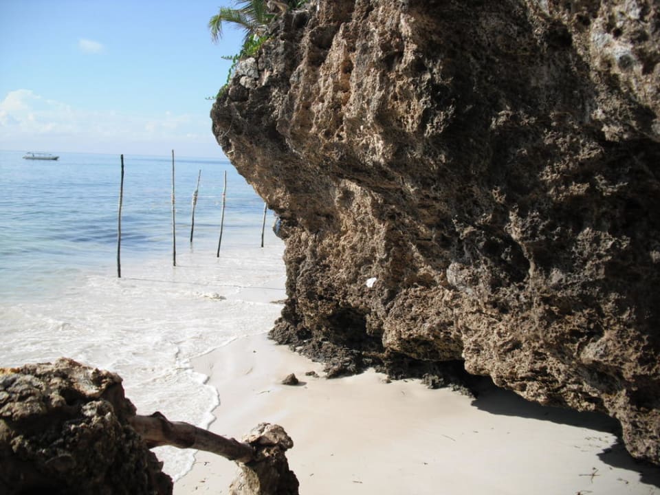 Strand Bahari Beach Hotel