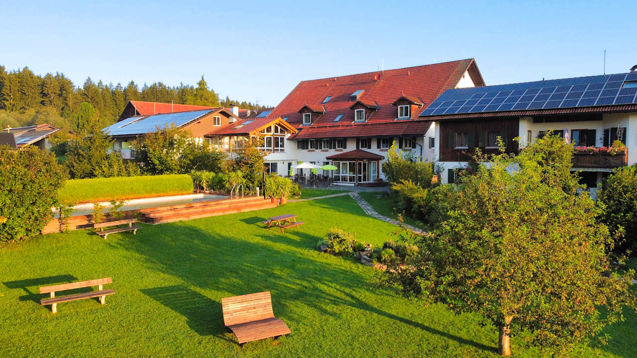 Außenansicht Gästehaus Lindenhof