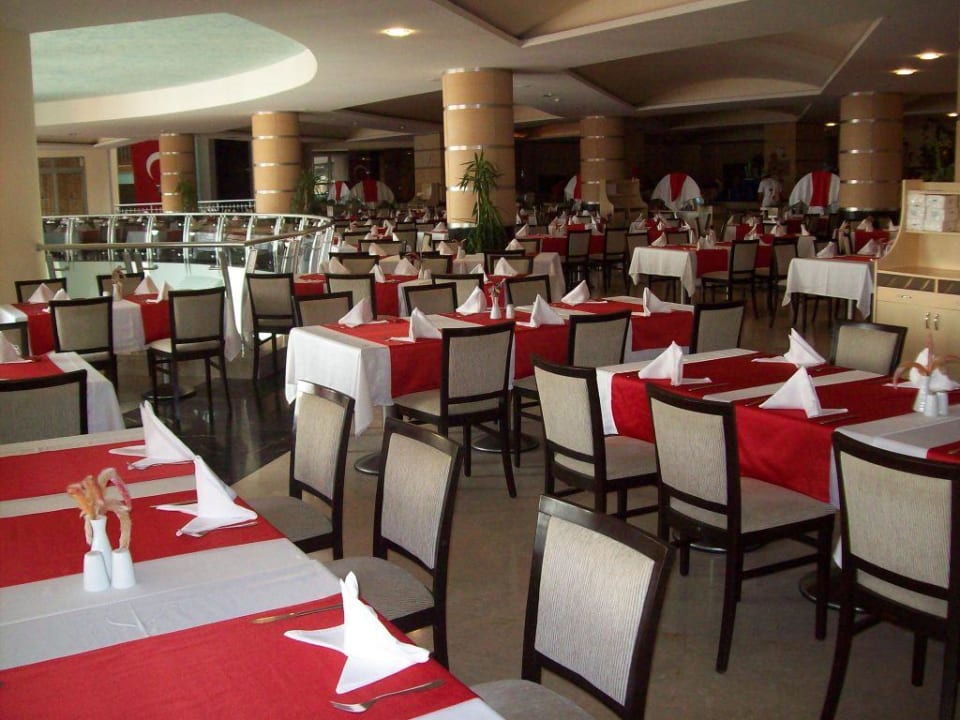 Restaurant beim türkischen Abend Arycanda Kirman Premium