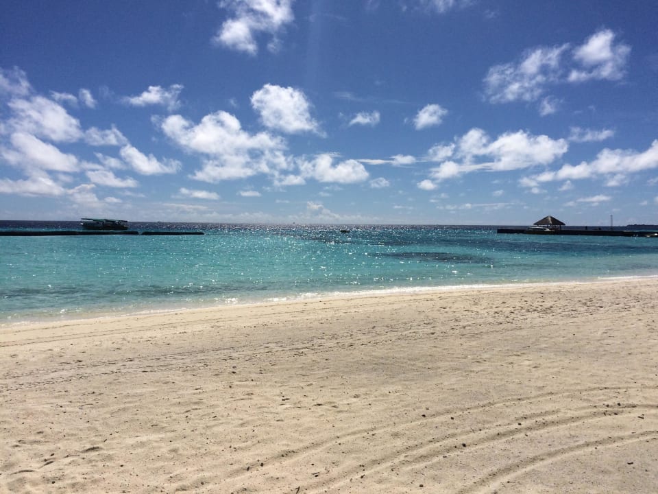 Strand Ost mit Jetty Summer Island Maldives
