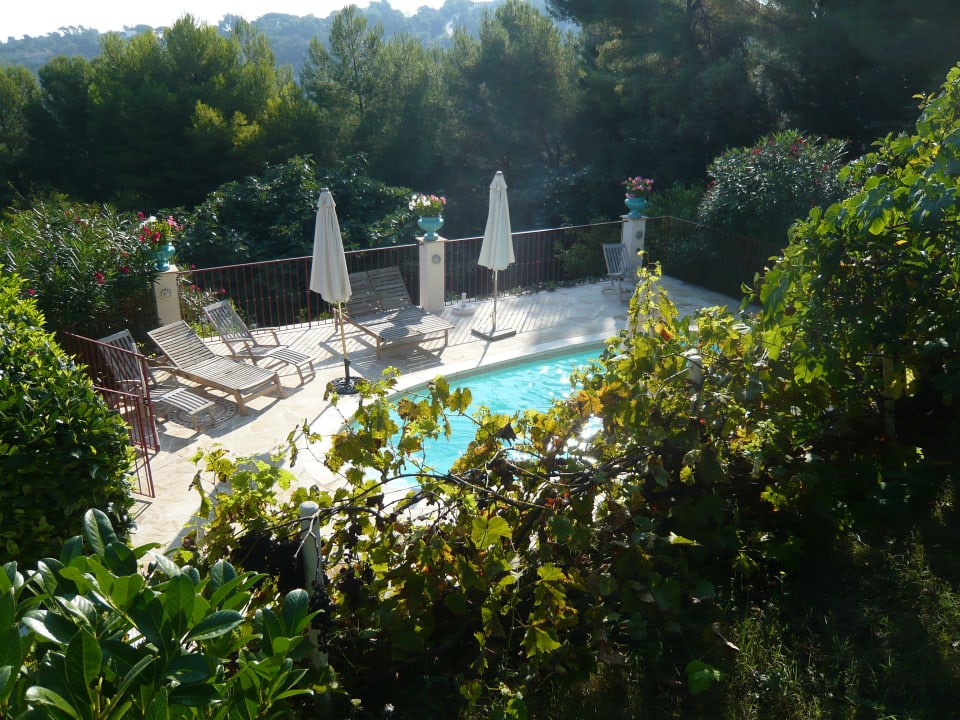 Der pensionseigene Pool Villa Le Port d'Attache