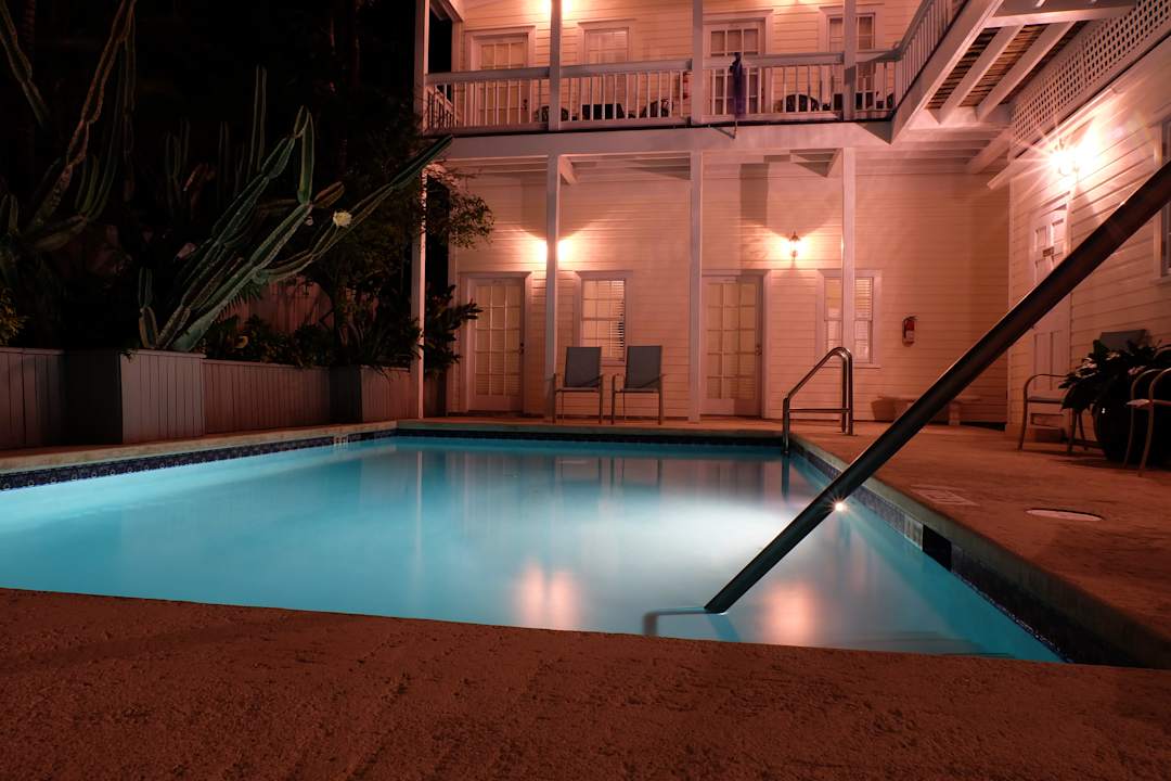 Pool bei Nacht Hotel Azul Key West