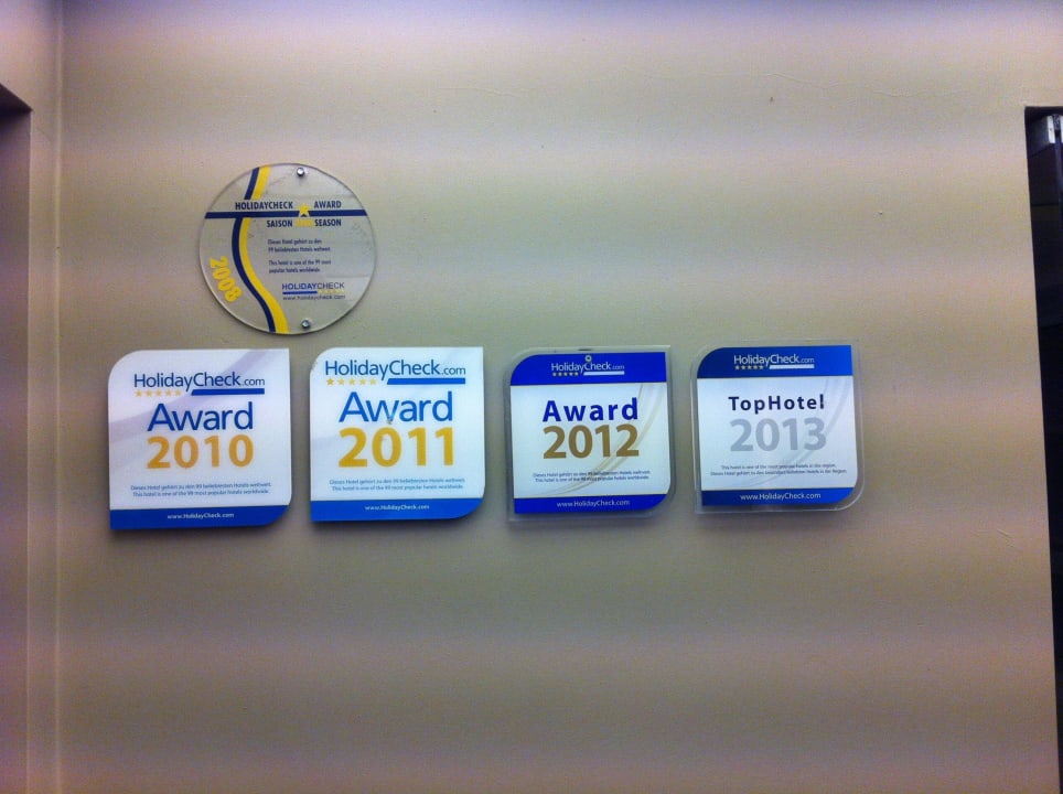 Der 2014er Award hängt noch nicht  Hotel Corissia Princess