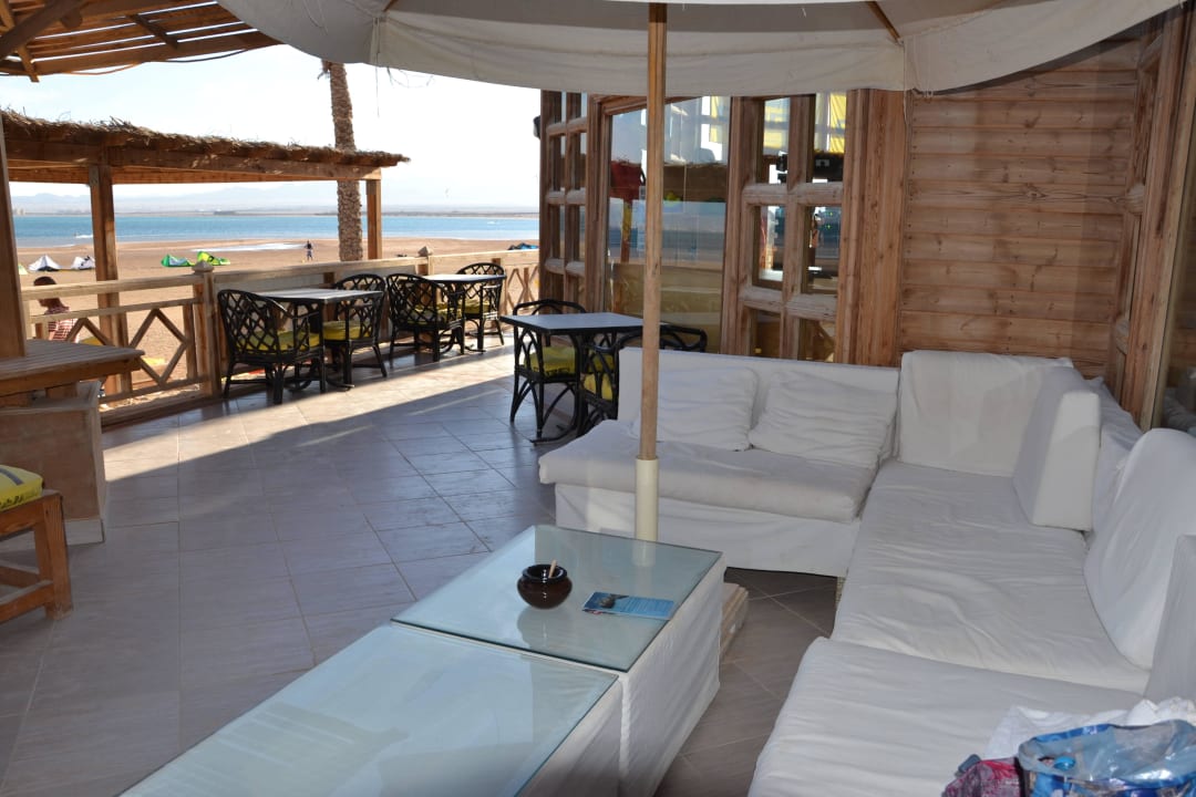 Kitehouse The Breakers Diving & Surfing Lodge